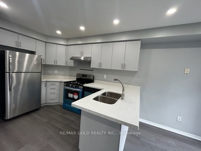 6863 Apex Court, Mississauga, ON, L5N 7H6 - 6