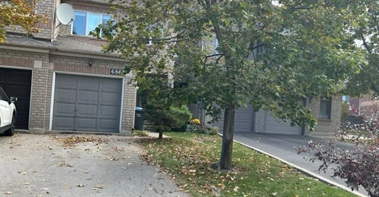 6863 Apex Court, Mississauga, ON, L5N 7H6