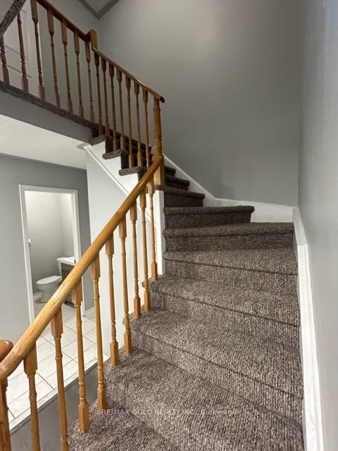 6863 Apex Court, Mississauga, ON, L5N 7H6 - 9