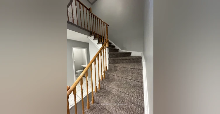 6863 Apex Court, Mississauga, ON, L5N 7H6 - 9