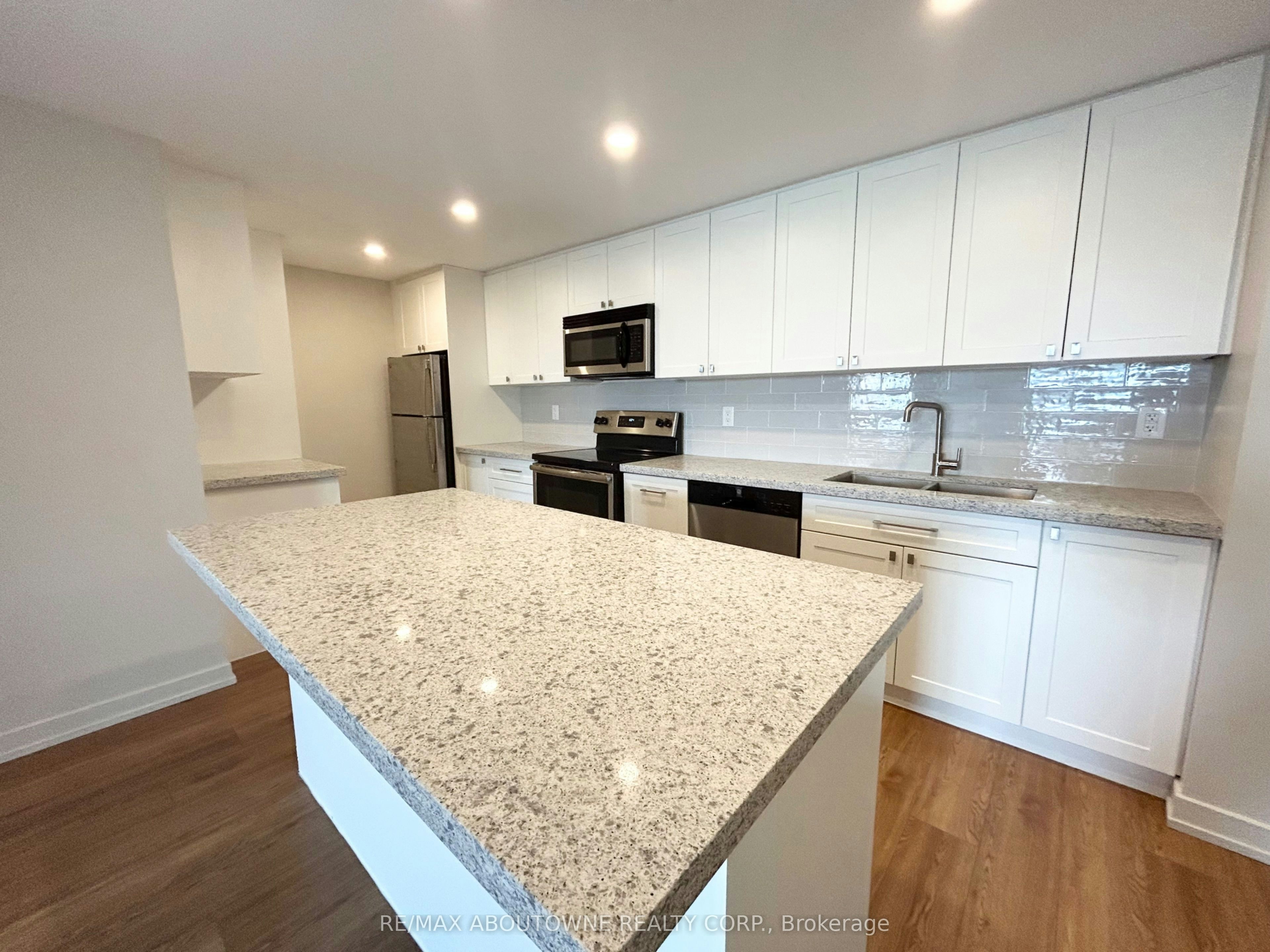 1110-82 Millside Drive, Milton, ON, L9T 4A1 - 4