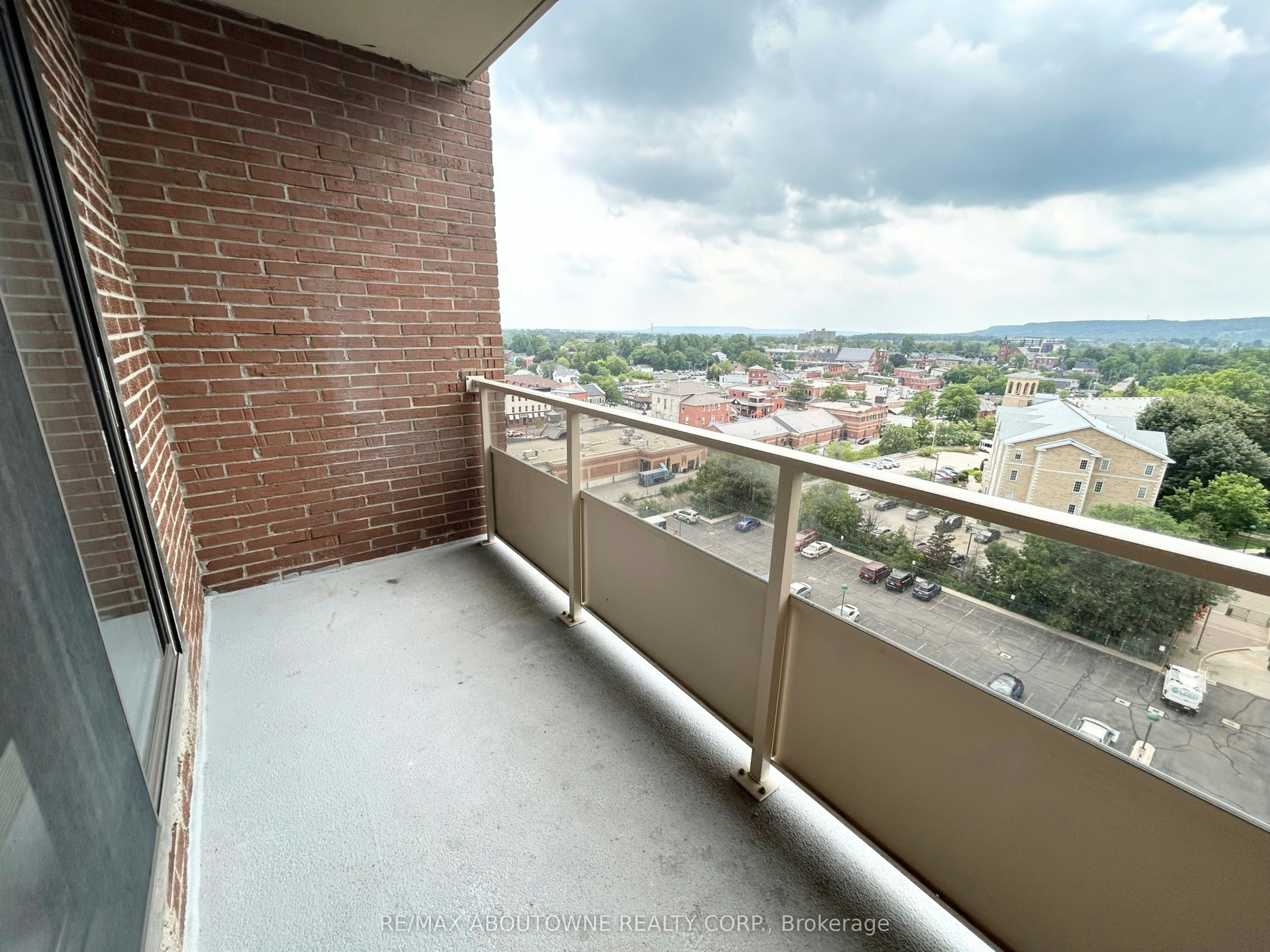 1110-82 Millside Drive, Milton, ON, L9T 4A1 - 14