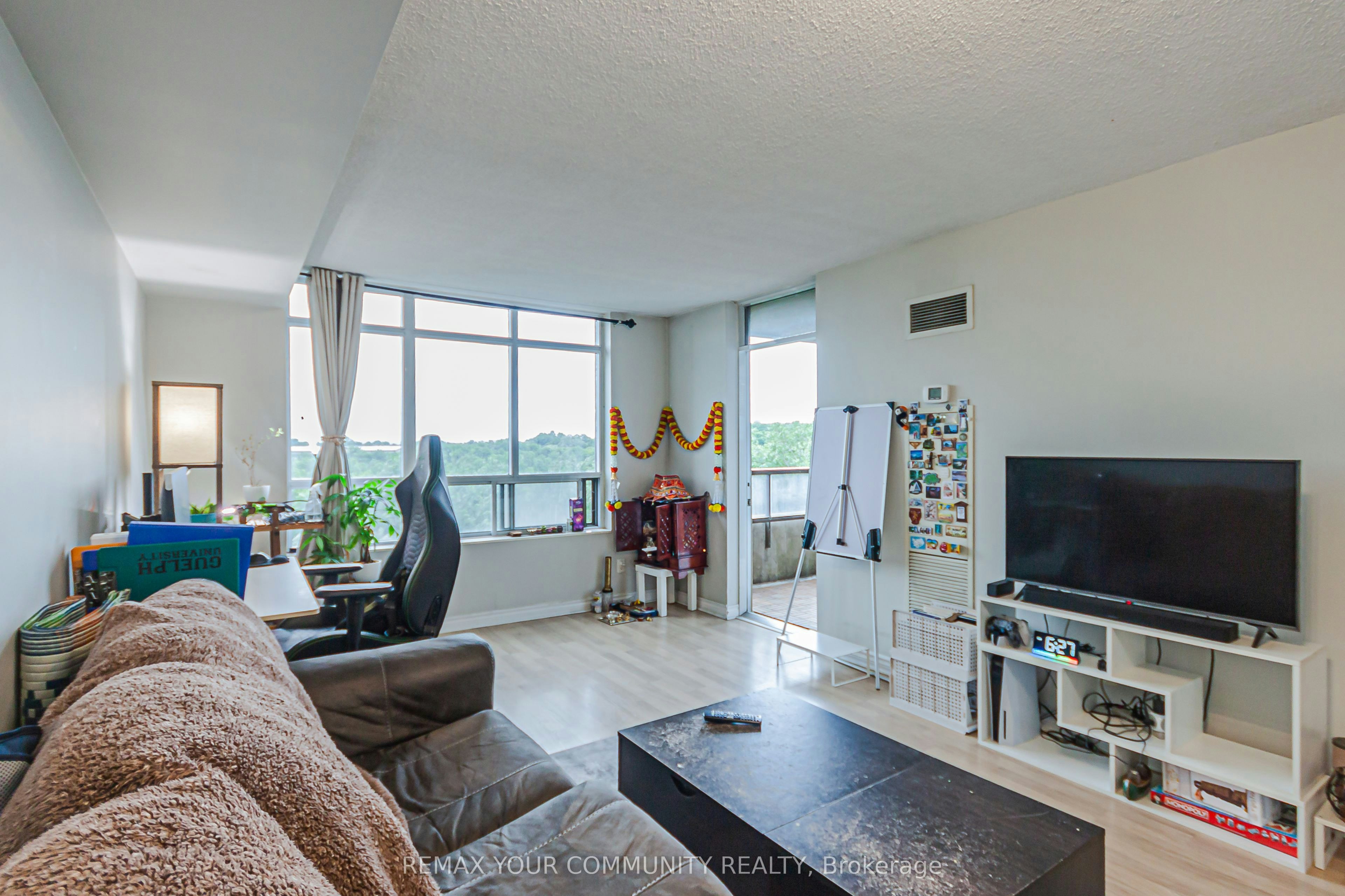 303-710 Humberwood Boulevard, Toronto, ON, M9W 7J4 - 6