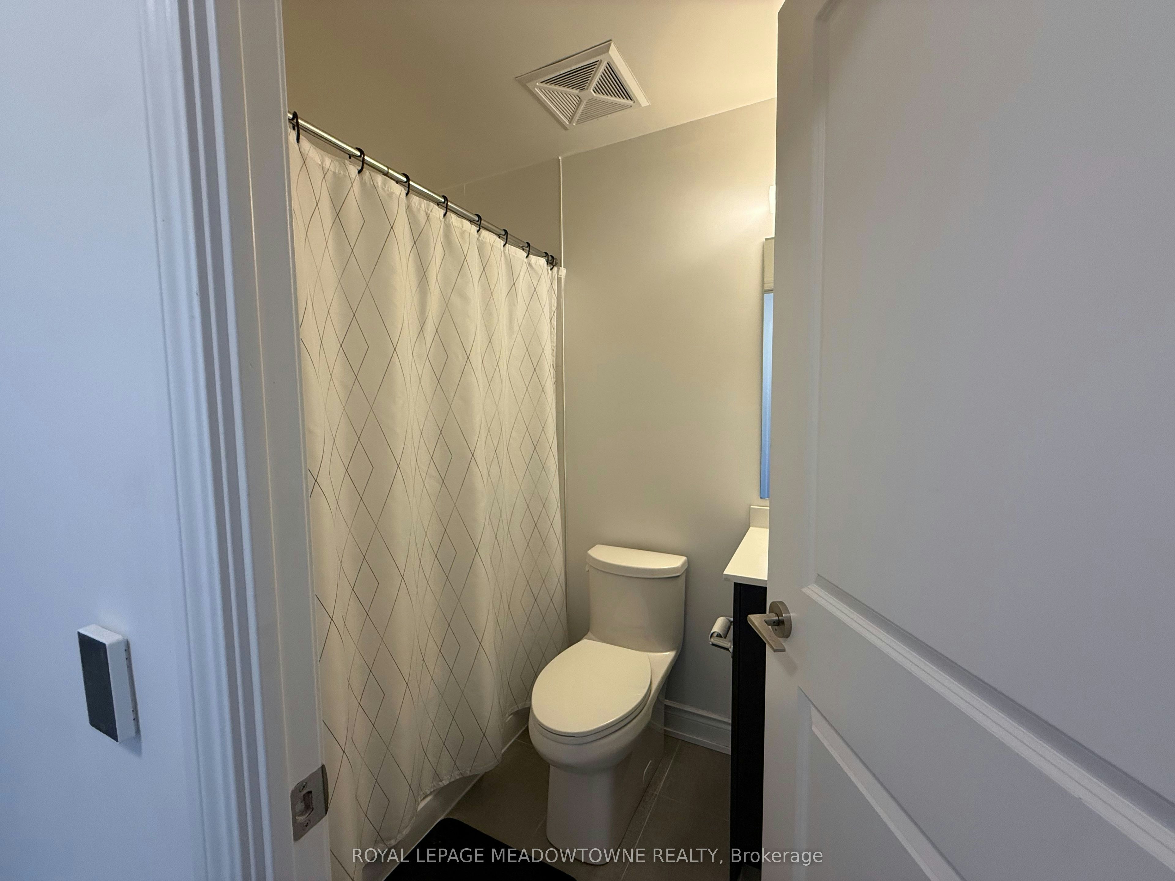 512-1050 Main Street E, Milton, ON, L9T 9M3 - 16
