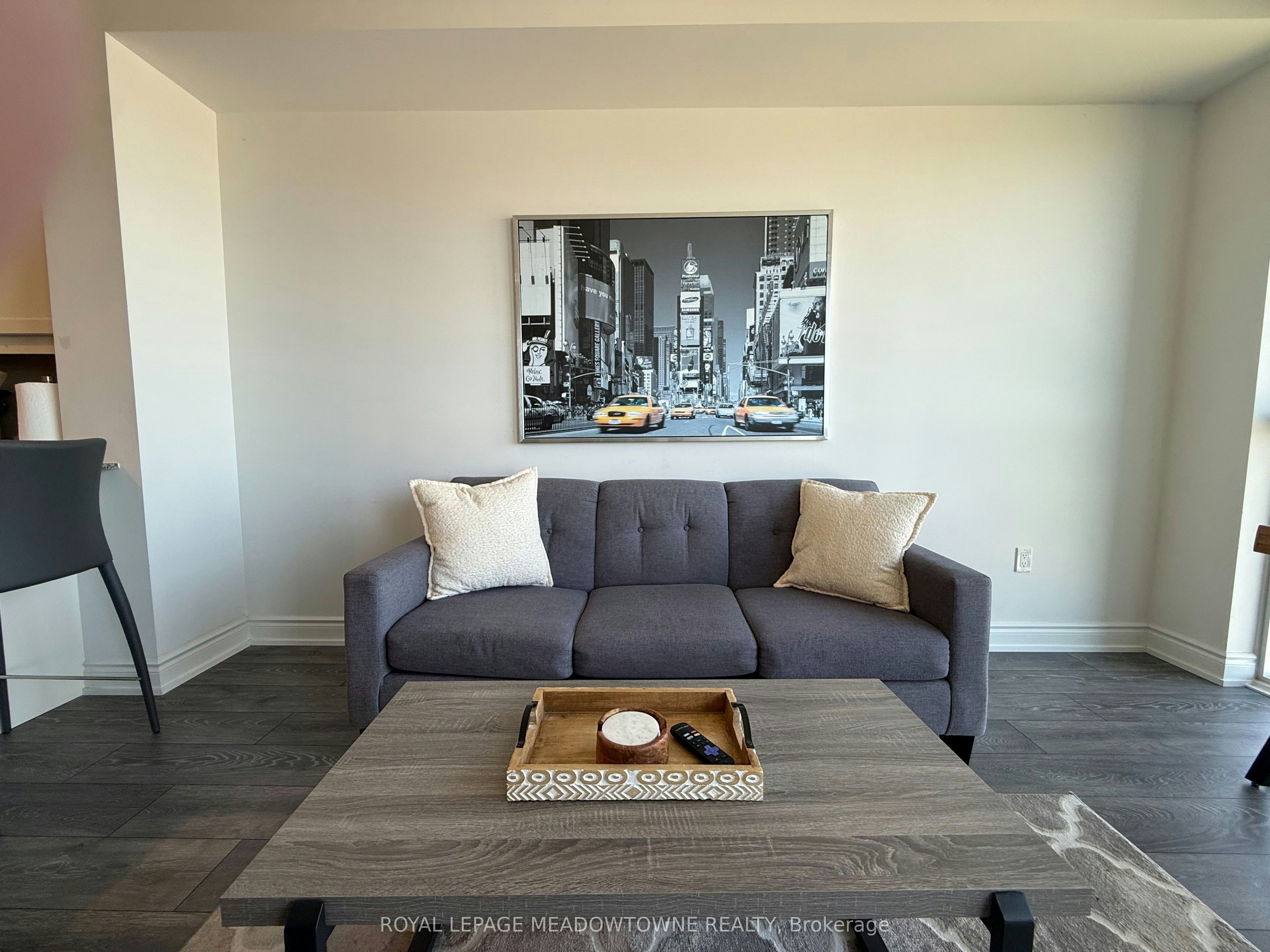 512-1050 Main Street E, Milton, ON, L9T 9M3 - 4