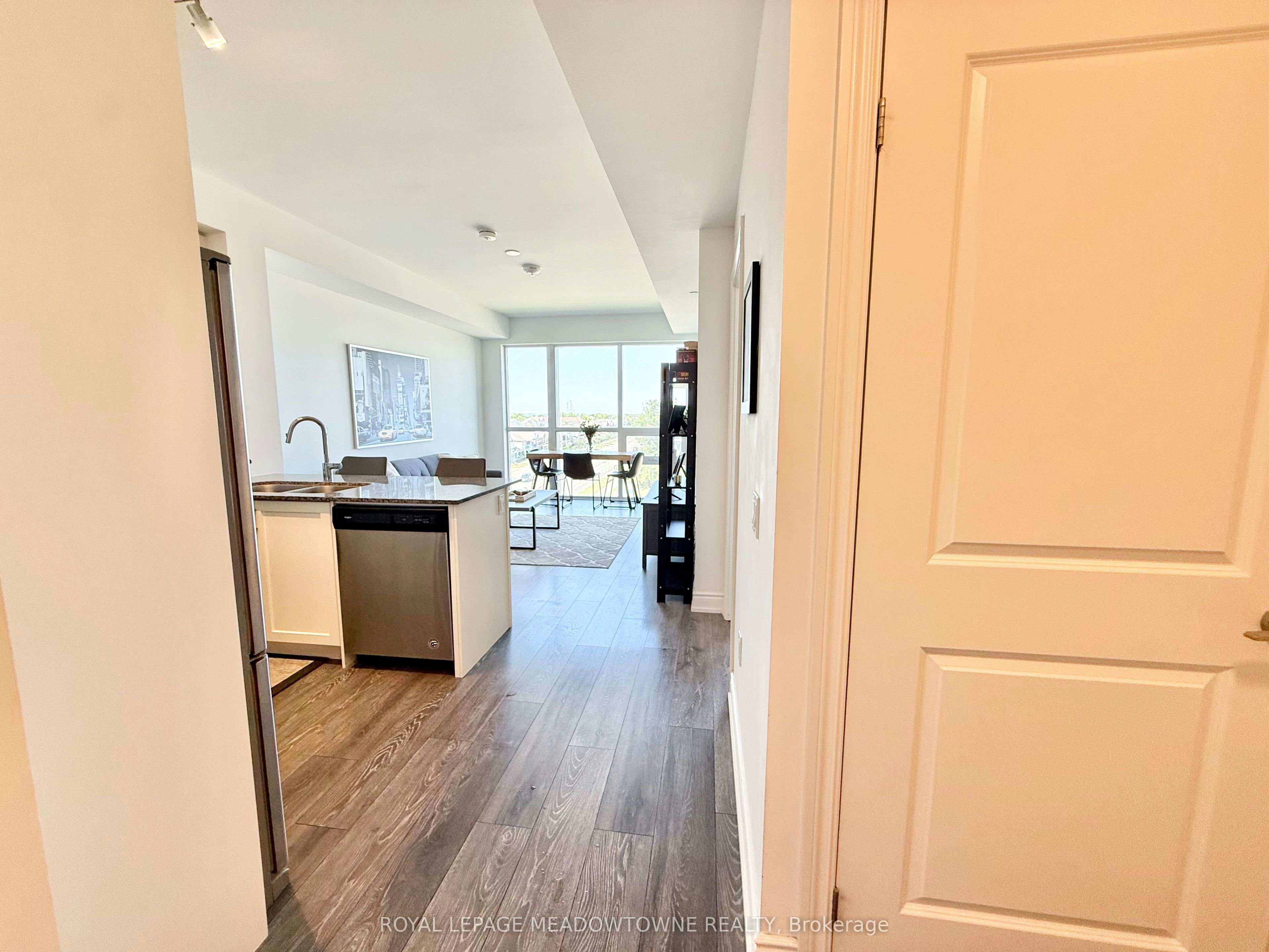 512-1050 Main Street E, Milton, ON, L9T 9M3 - 2