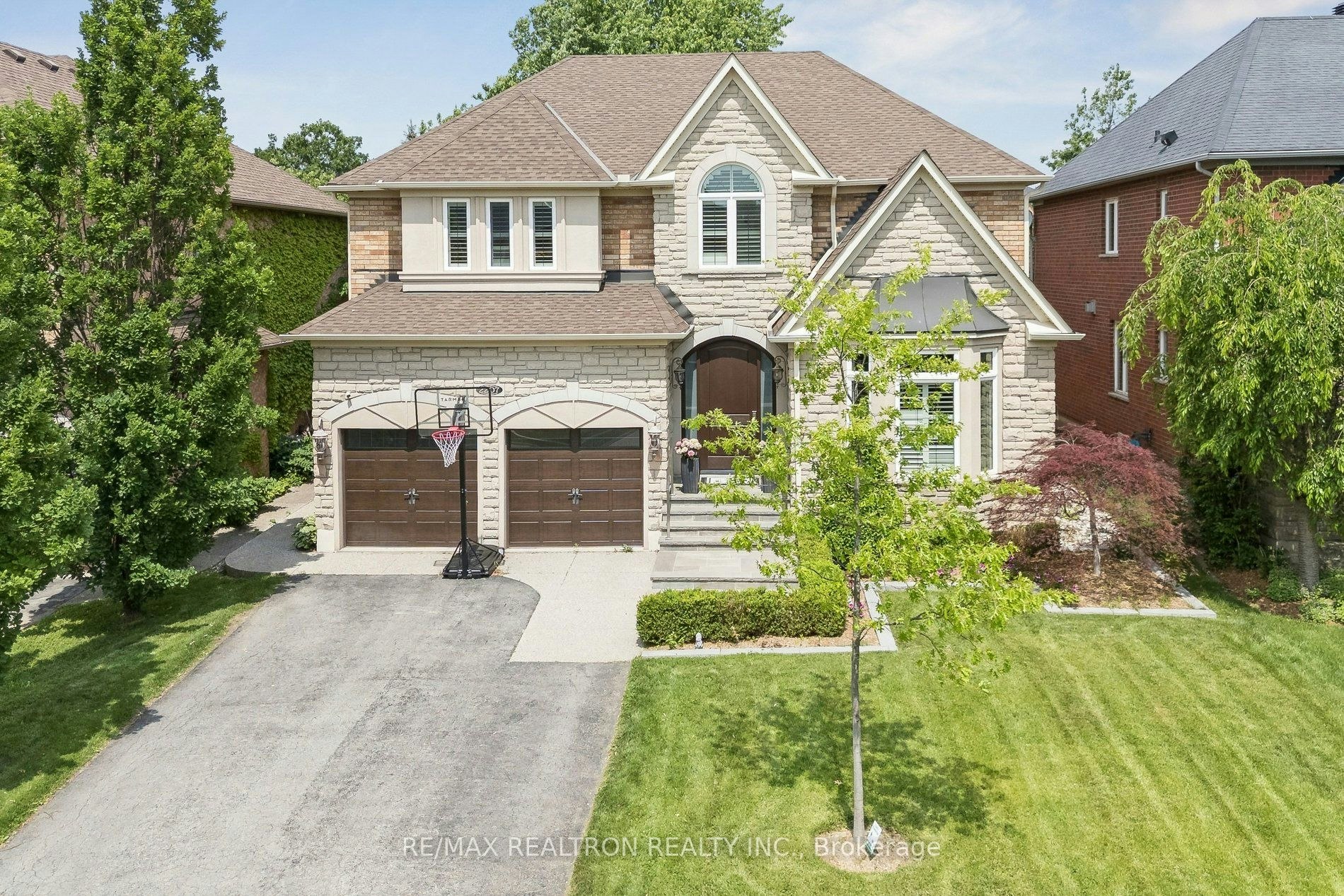 2207 Mariposa Road, Oakville, ON, L6M 4S1