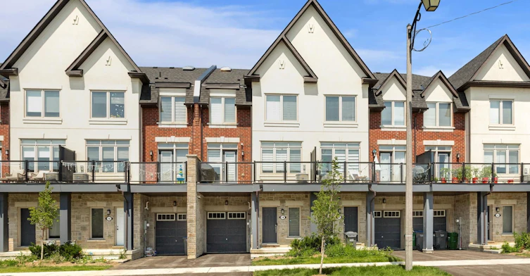18 Waterville Way, Caledon, ON, L7C 2H1 - 2