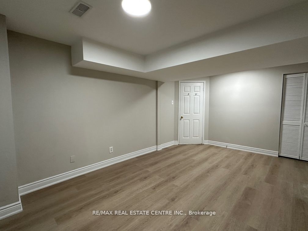 BSMT-5418 Loonlake Avenue, Mississauga, ON, L5V 2E1 - 12