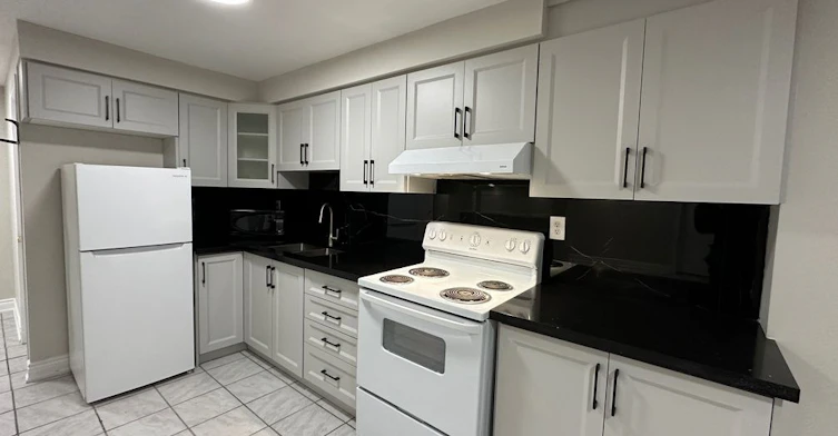 BSMT-5418 Loonlake Avenue, Mississauga, ON, L5V 2E1 - 10