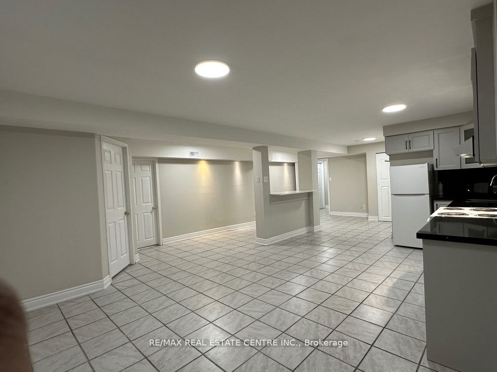 BSMT-5418 Loonlake Avenue, Mississauga, ON, L5V 2E1 - 8