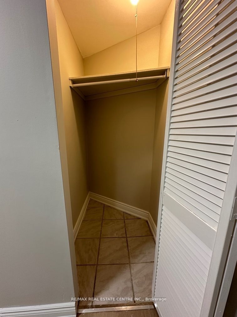 BSMT-5418 Loonlake Avenue, Mississauga, ON, L5V 2E1 - 13