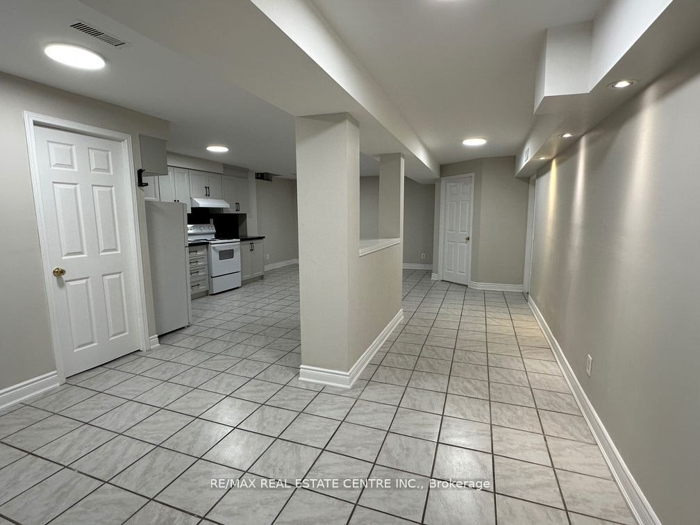 BSMT-5418 Loonlake Avenue, Mississauga, ON, L5V 2E1 - 6