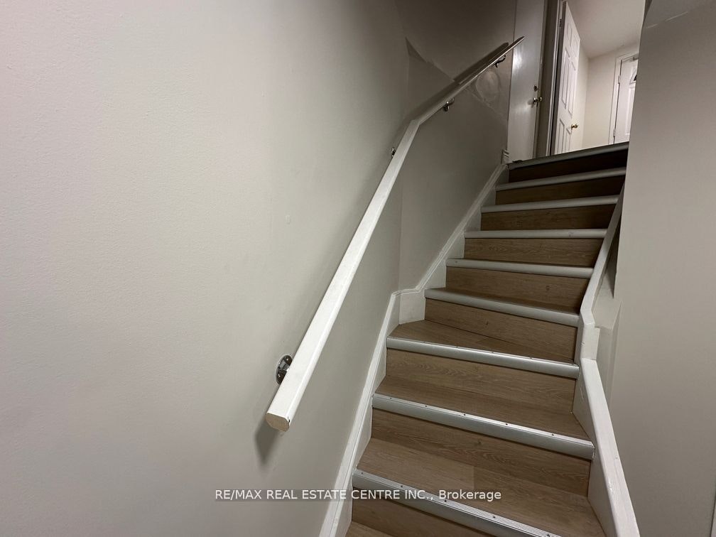 BSMT-5418 Loonlake Avenue, Mississauga, ON, L5V 2E1 - 5