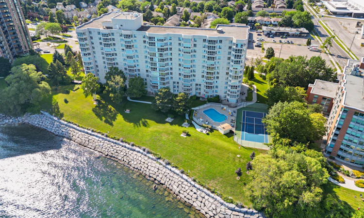 1105-5280 Lakeshore Road