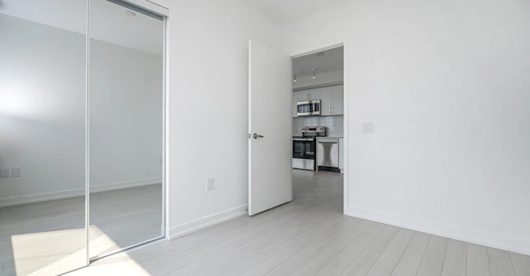 815-4010 Eglinton Avenue, Toronto, ON, M9A 0G5 - 14