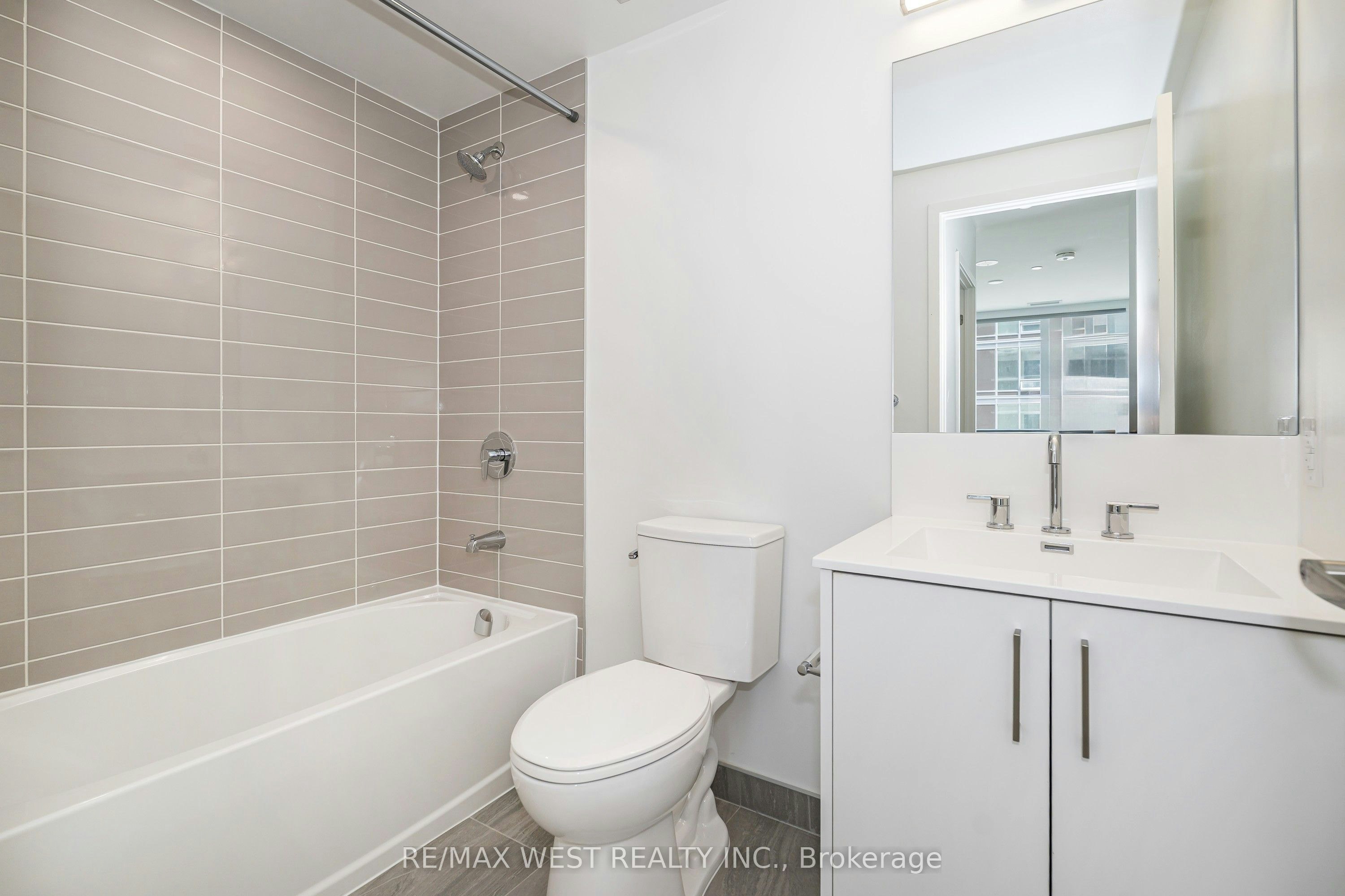 815-4010 Eglinton Avenue, Toronto, ON, M9A 0G5 - 10