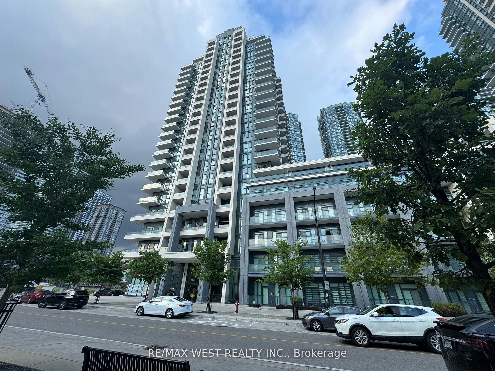 1606-4085 Parkside Village Drive, Mississauga, ON, L5B 0K9