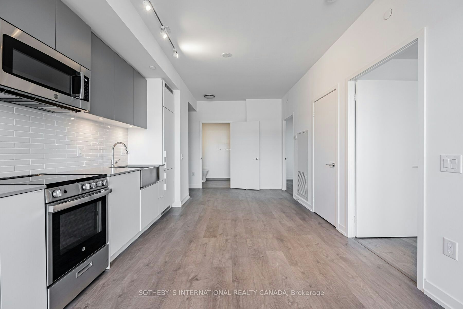 303-270 Dufferin Street, Toronto, ON, M6K 1Z6 - 9