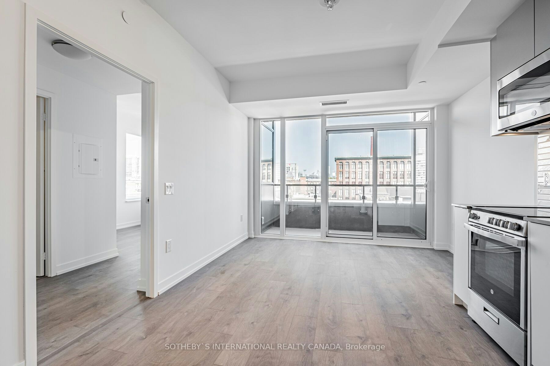 303-270 Dufferin Street, Toronto, ON, M6K 1Z6 - 8