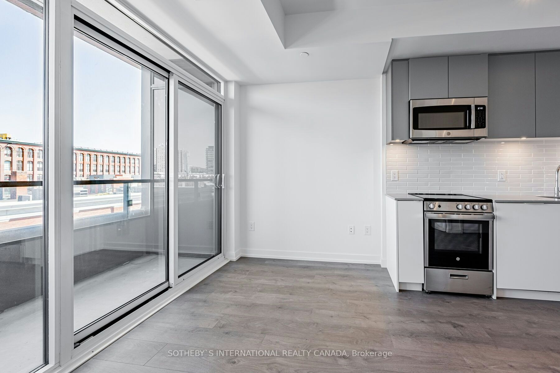 303-270 Dufferin Street, Toronto, ON, M6K 1Z6 - 10