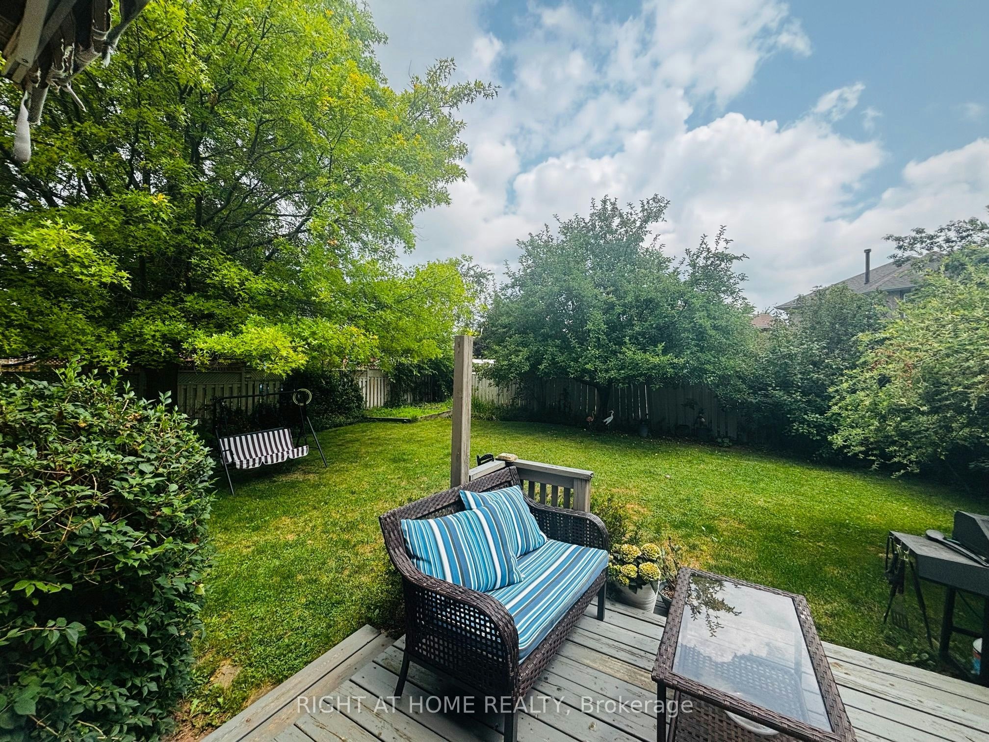 96 Howell Road, Oakville, ON, L6H 5Z4 - 4