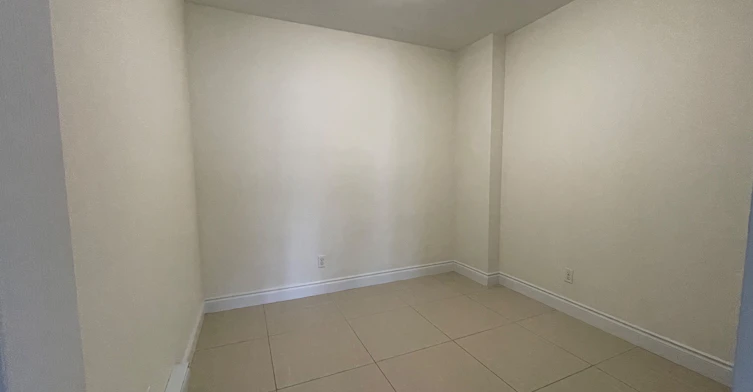 202-258 Lakeshore Road E, Mississauga, ON, L5G 1G9 - 10