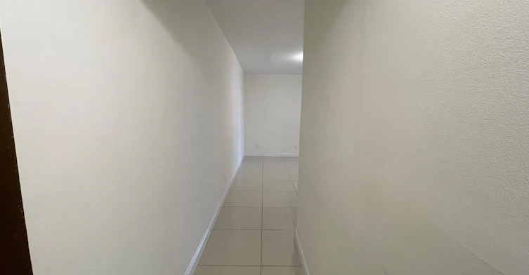 202-258 Lakeshore Road E, Mississauga, ON, L5G 1G9 - 2