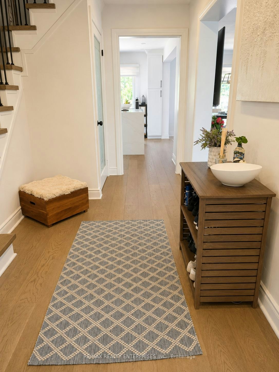Main & 2nd Floor-6681 Harlow Road, Mississauga, ON, L5N 4T4 - 4