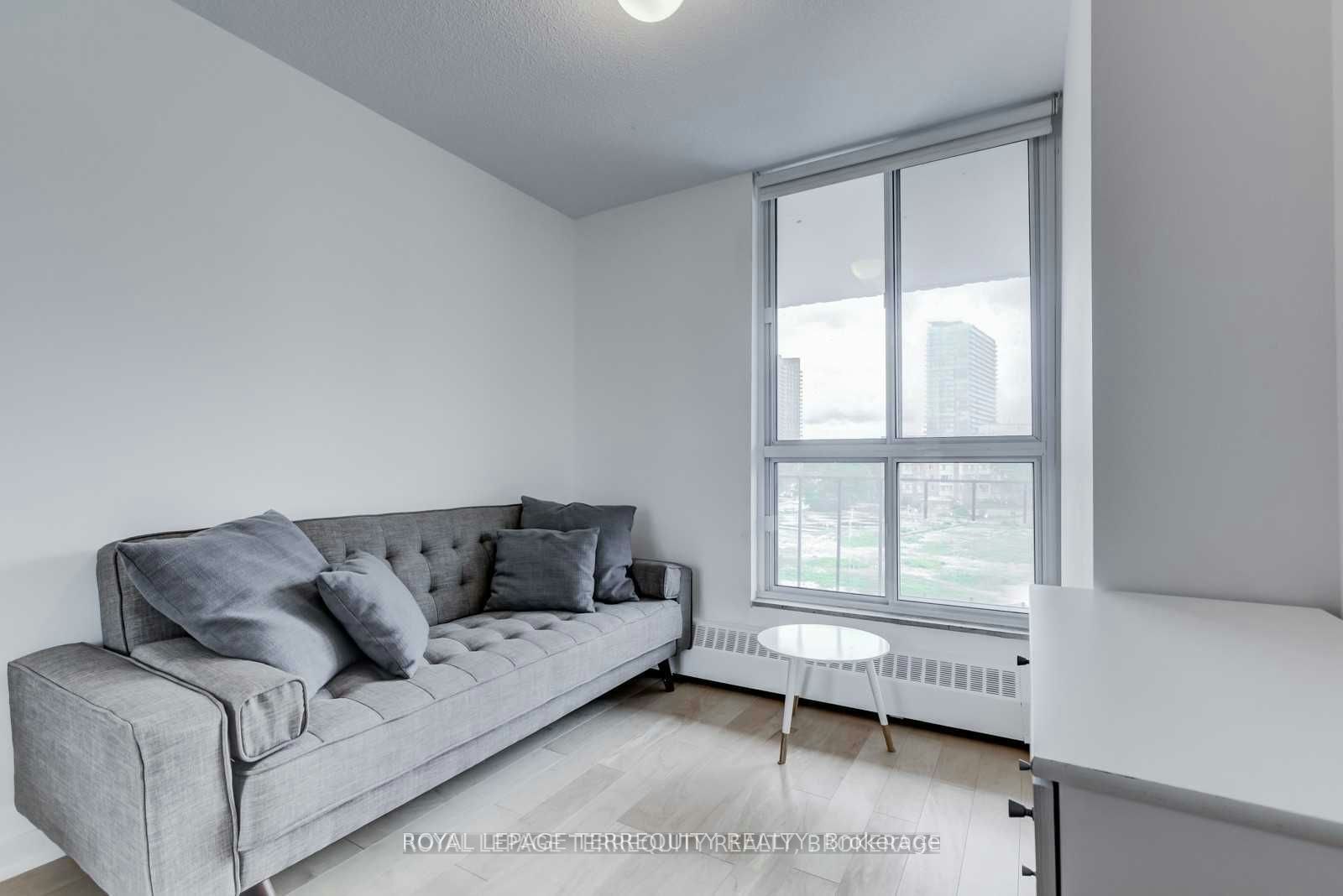 214-60 Southport Street, Toronto, ON, M6S 3N4 - 13