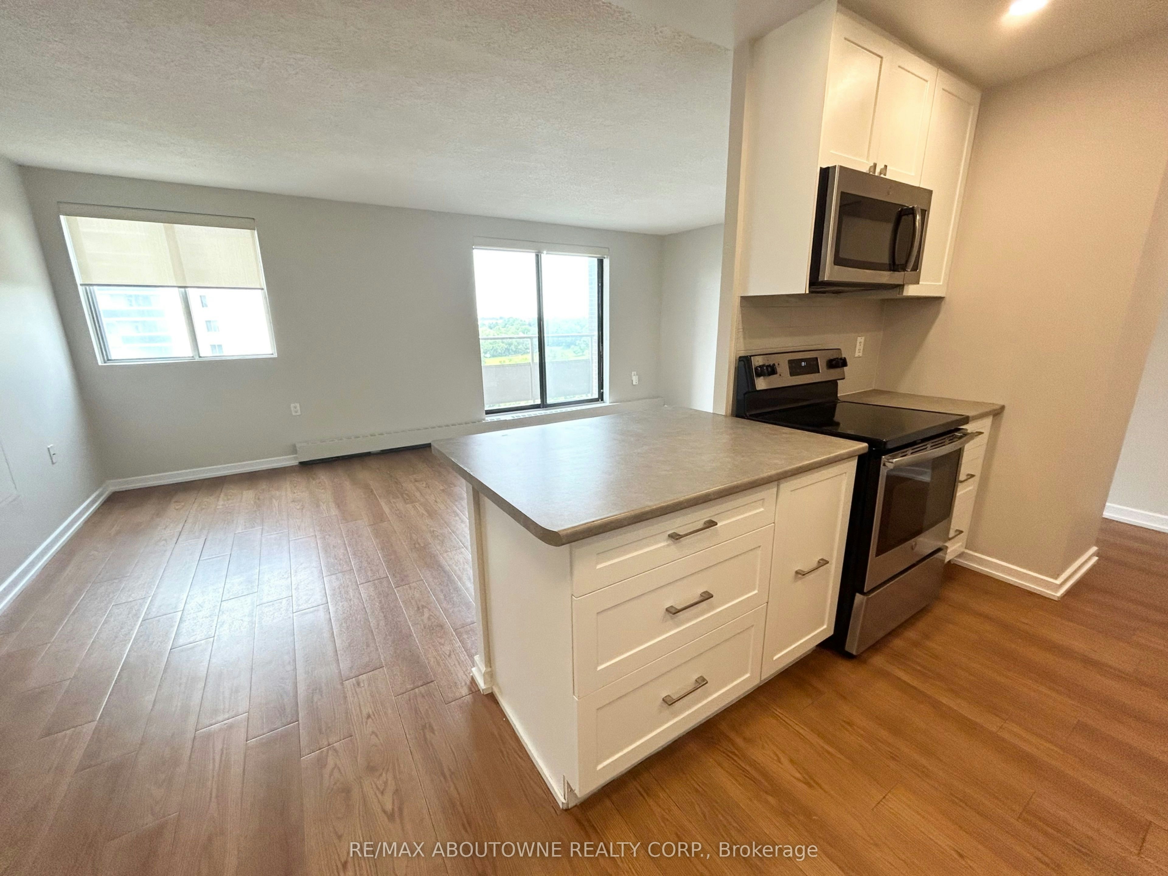 1003-82 Millside Drive, Milton, ON, L9T 4A1 - 8