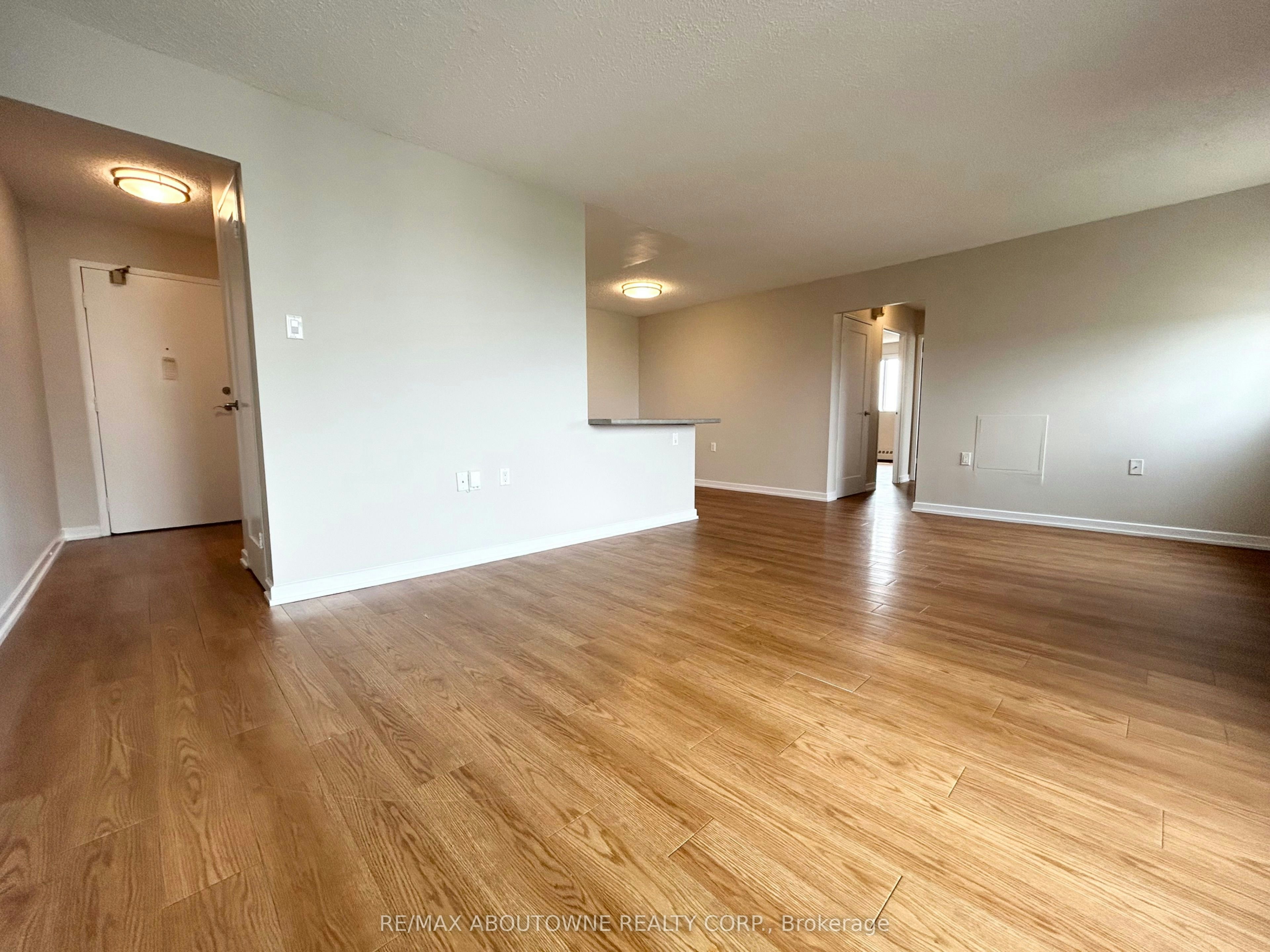 1003-82 Millside Drive, Milton, ON, L9T 4A1 - 3