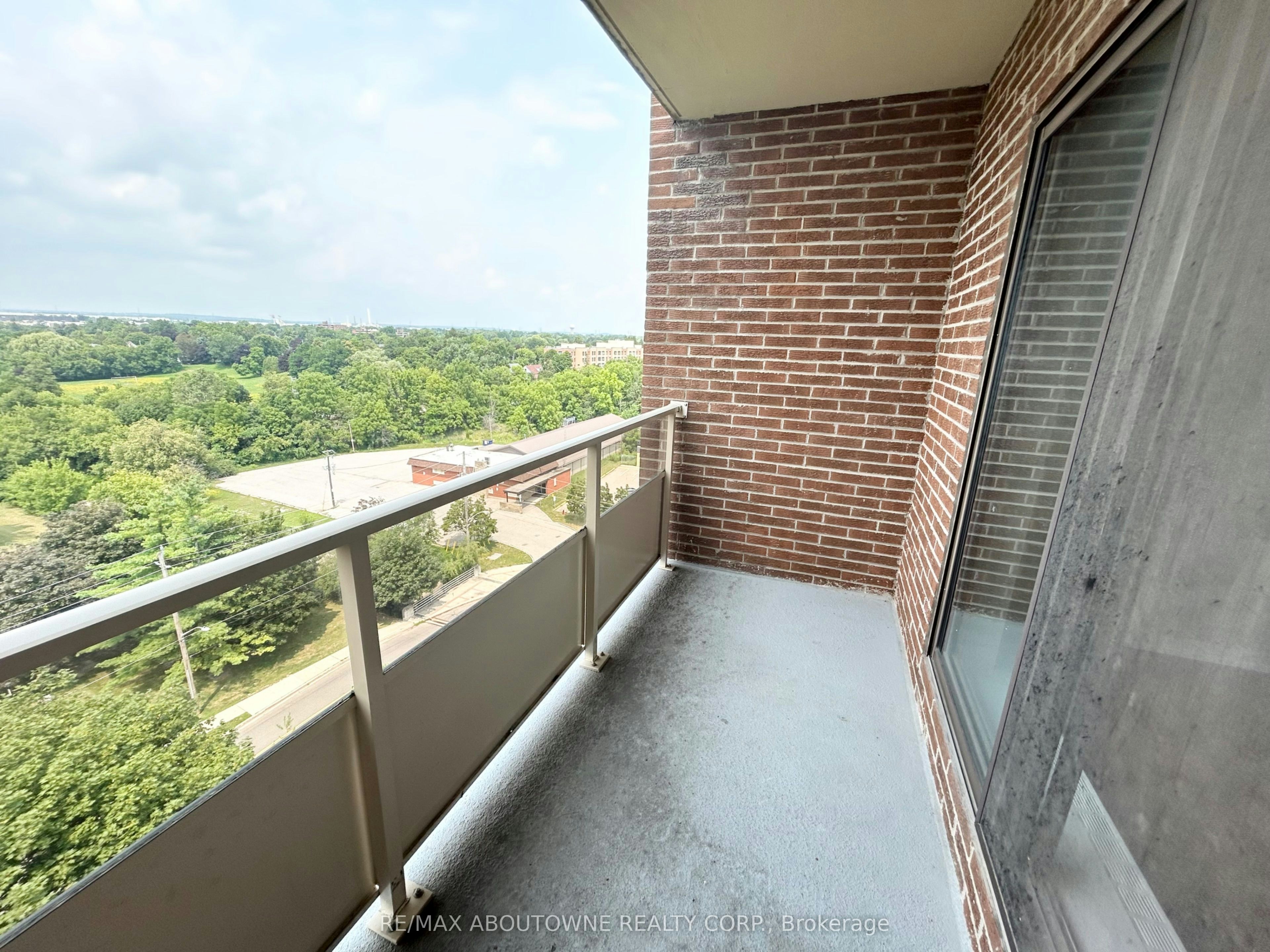 1003-82 Millside Drive, Milton, ON, L9T 4A1 - 15