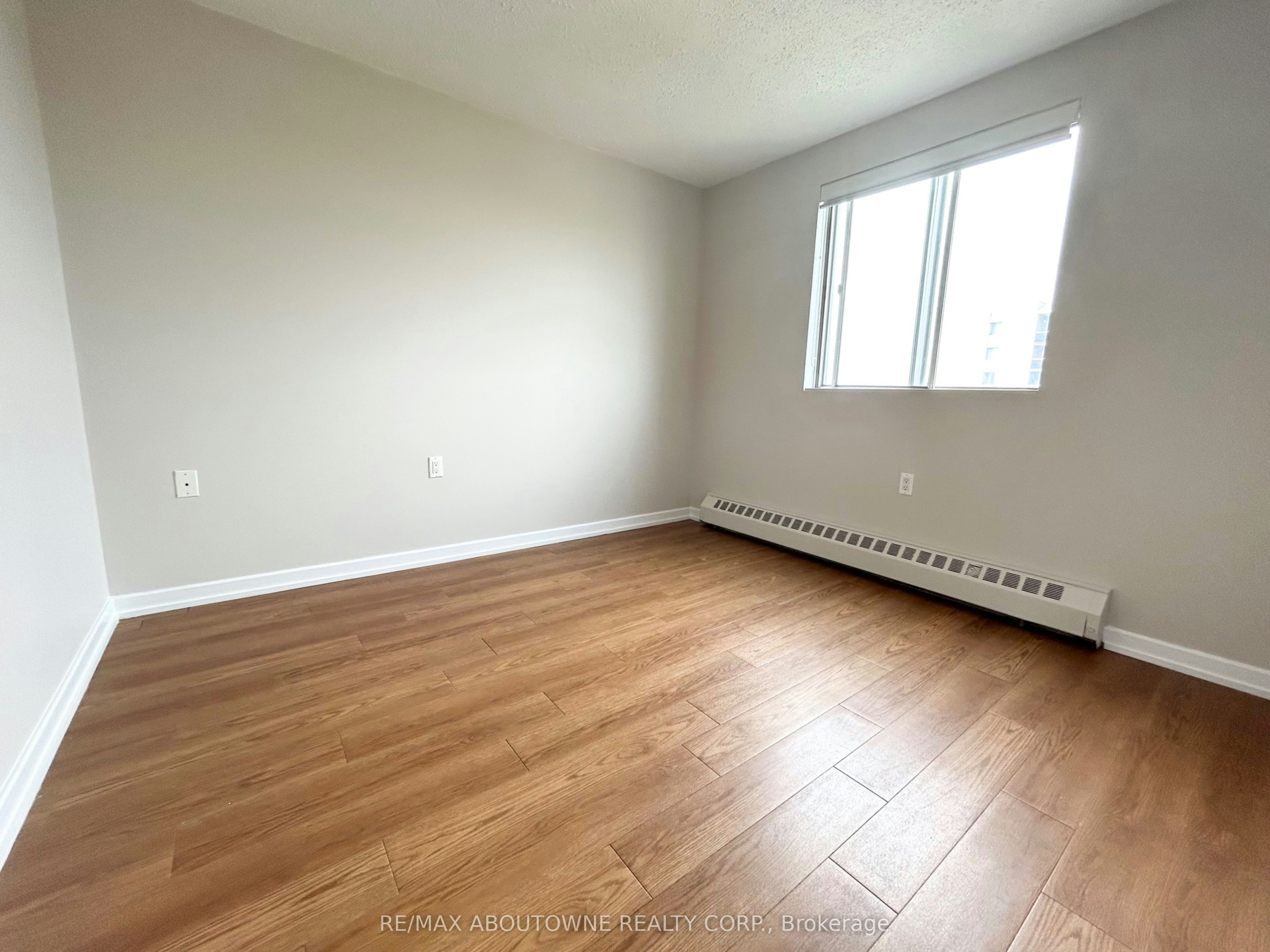 1003-82 Millside Drive, Milton, ON, L9T 4A1 - 13