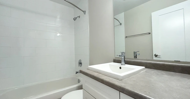 1003-82 Millside Drive, Milton, ON, L9T 4A1 - 12