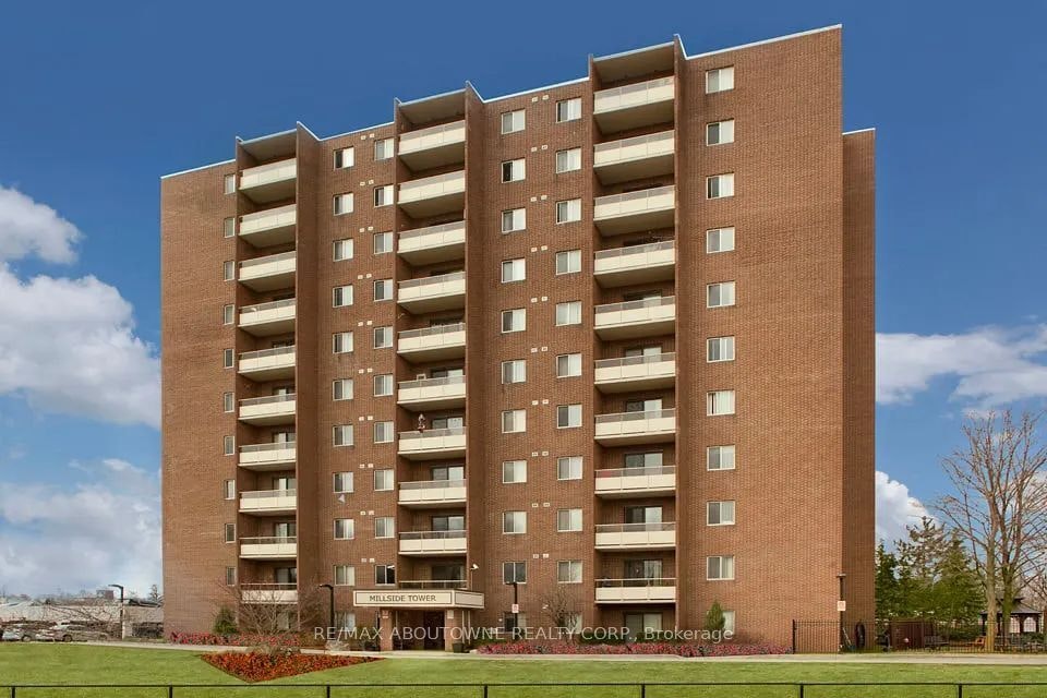 1003-82 Millside Drive, Milton, ON, L9T 4A1 - 2