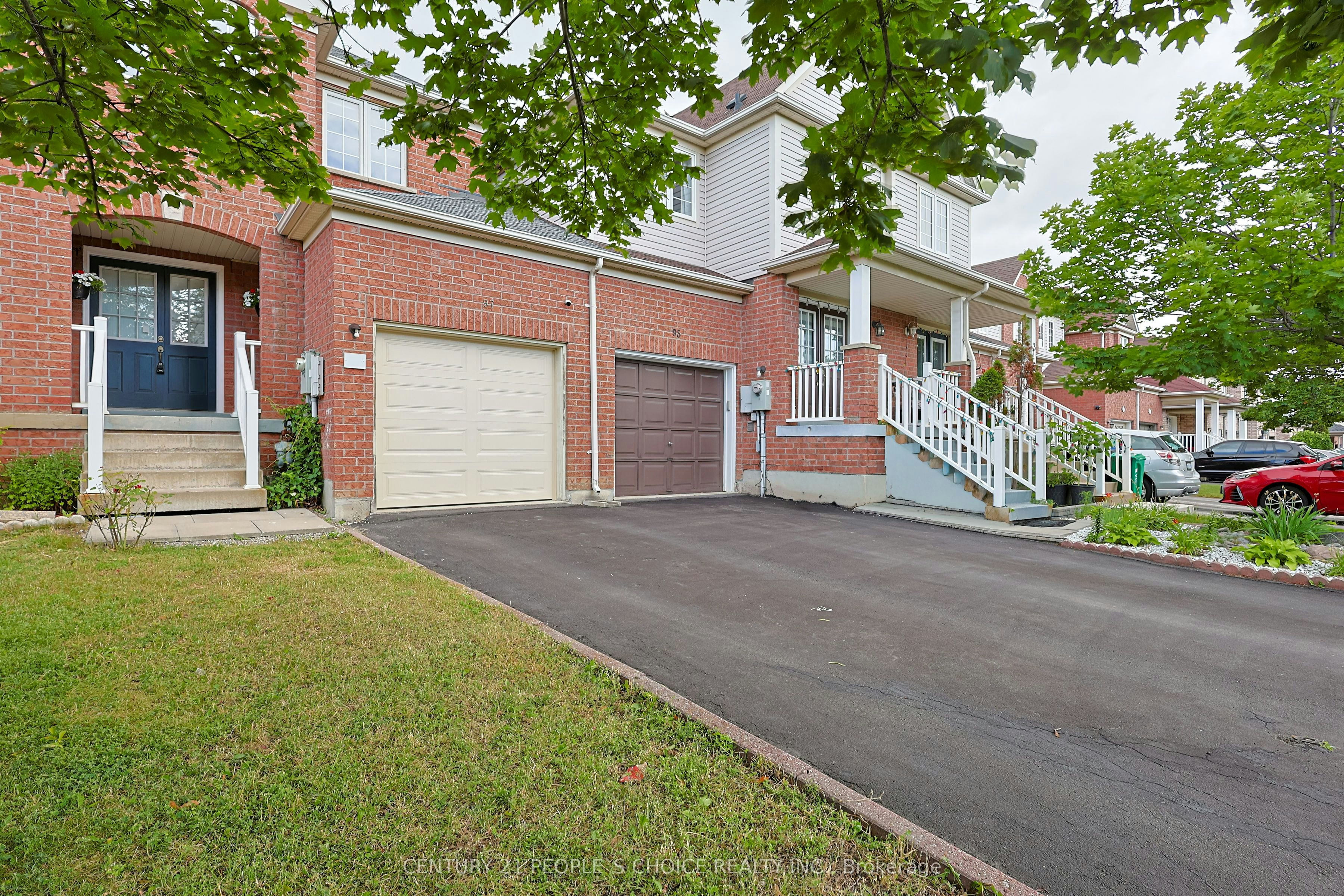97 Zia Dodda Crescent, Brampton, ON, L6P 1J4