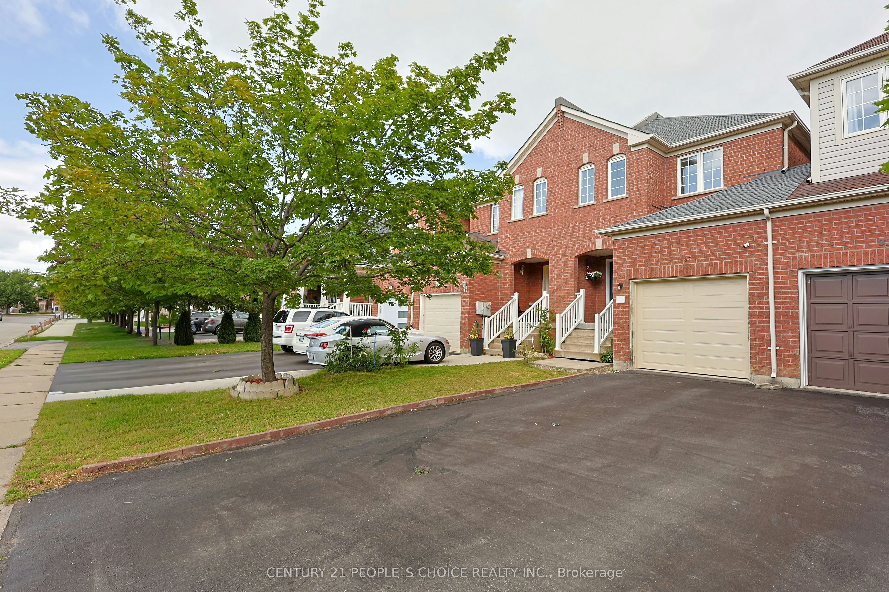 97 Zia Dodda Crescent, Brampton, ON, L6P 1J4