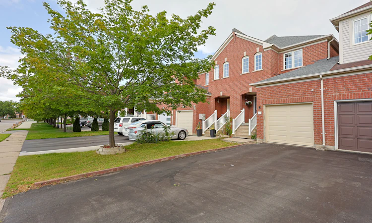 97 Zia Dodda Crescent