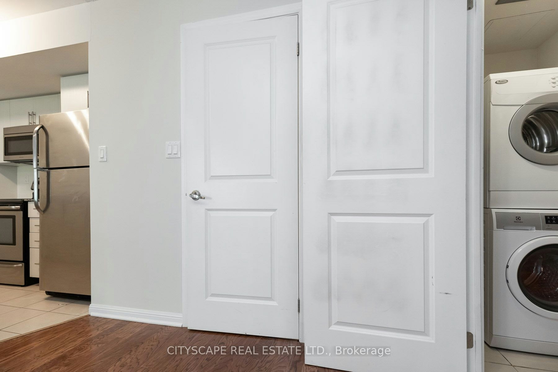 115-9 Foundry Avenue, Toronto, ON, M6H 0B7 - 8