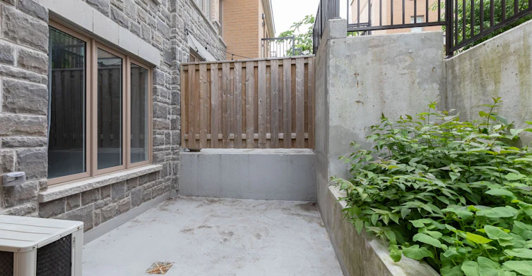 115-9 Foundry Avenue, Toronto, ON, M6H 0B7 - 14