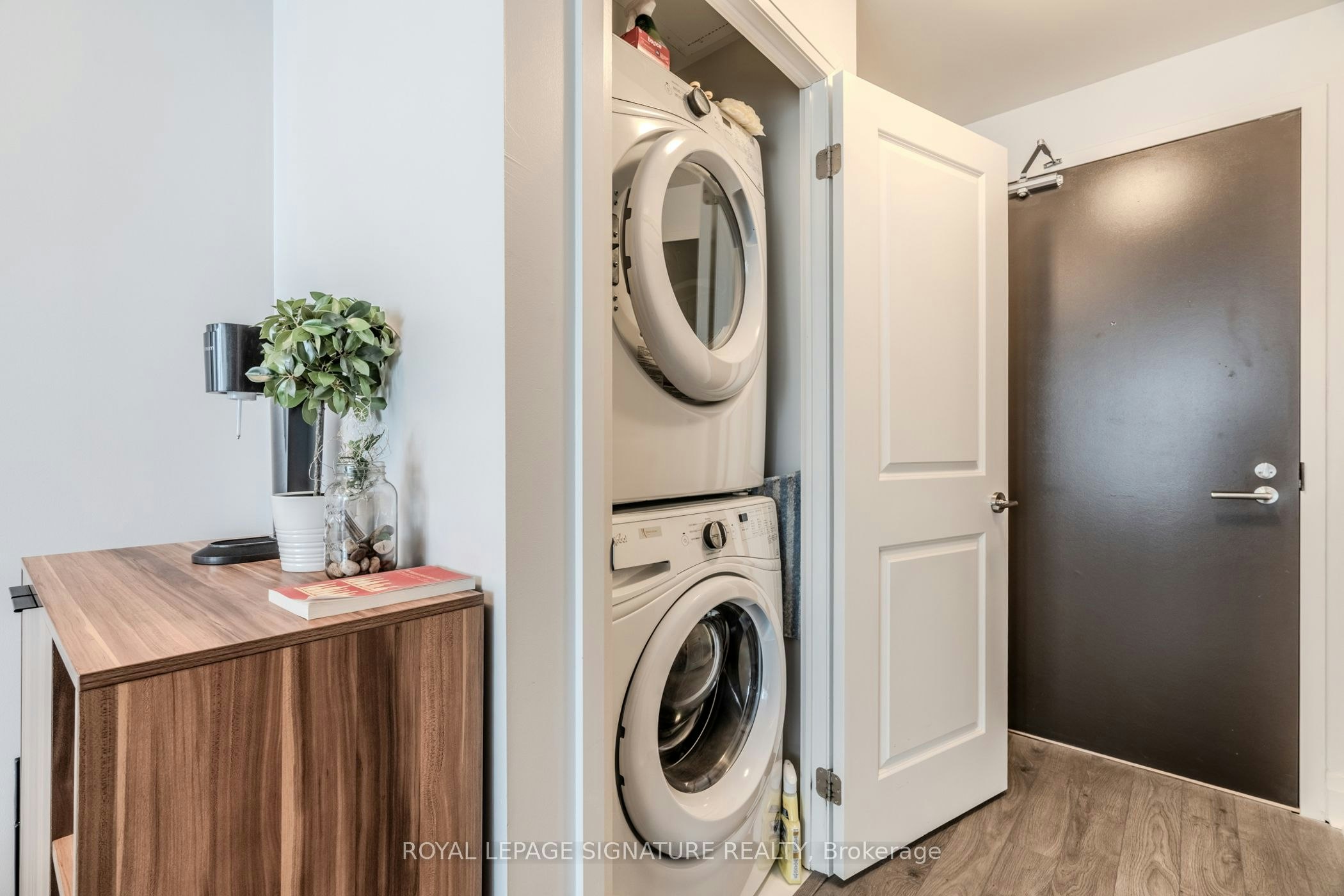 1911-17 Zorra Street, Toronto, ON, M8Z 4Z6 - 10
