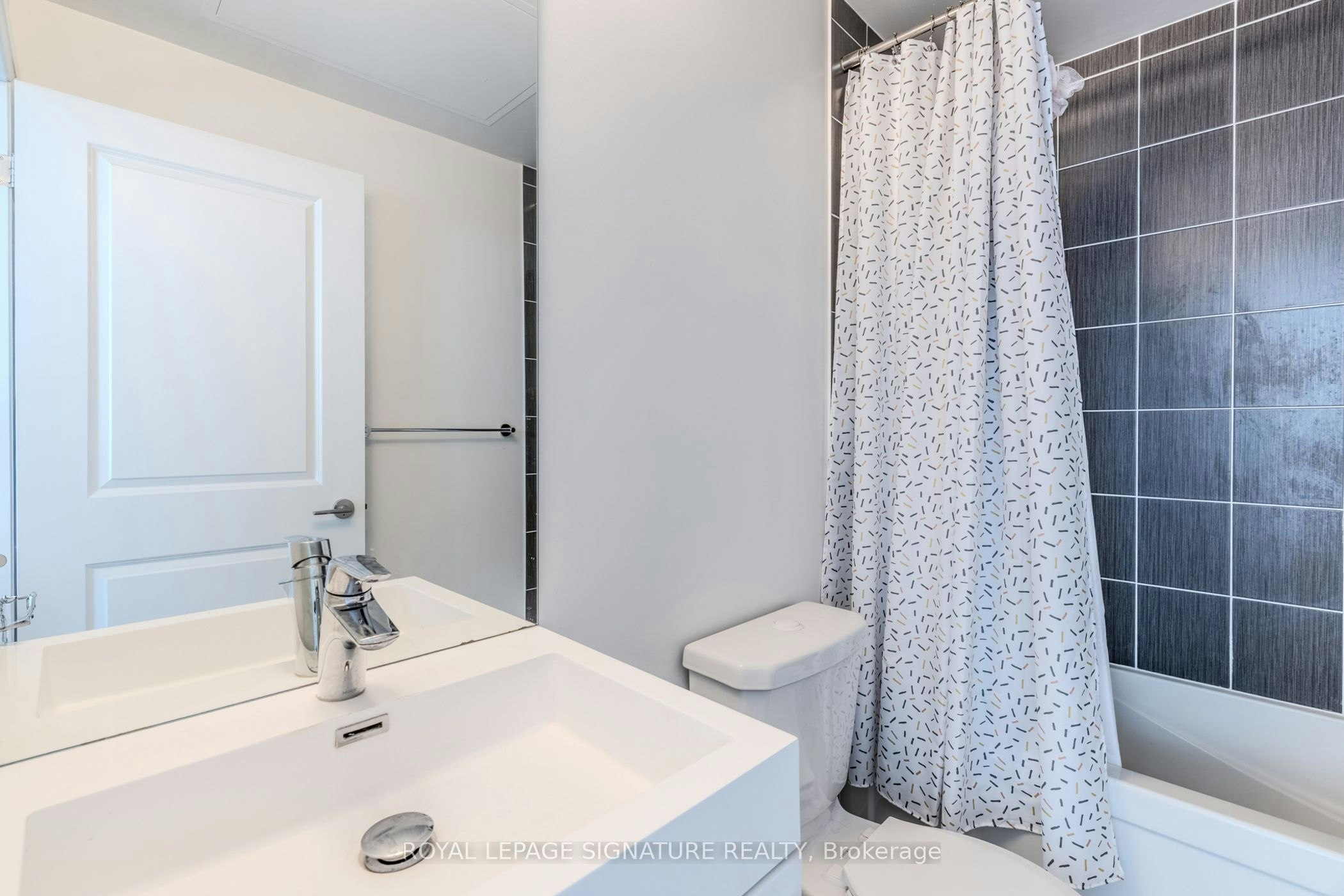 1911-17 Zorra Street, Toronto, ON, M8Z 4Z6 - 12