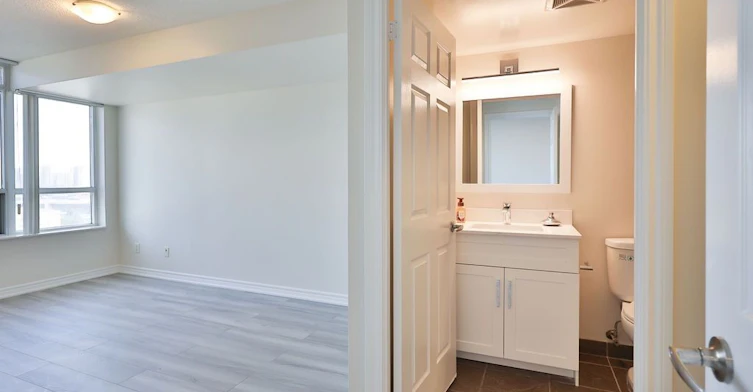 1602-310 Burnhamthorpe Road W, Mississauga, ON, L5B 4P9 - 23