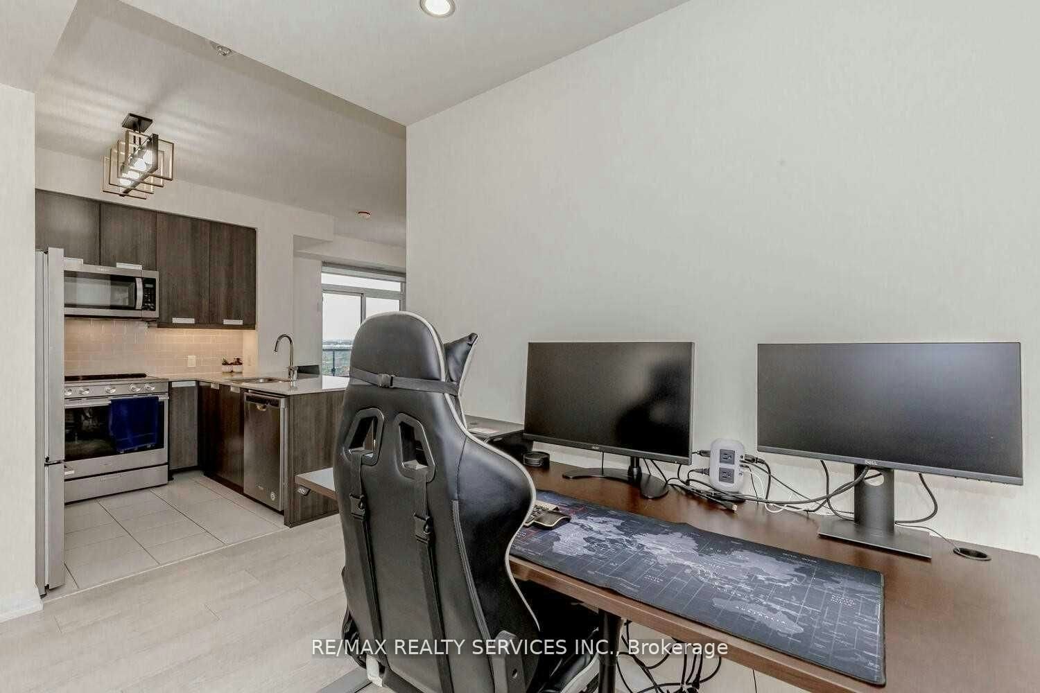 2517-35 Watergarden Drive, Mississauga, ON, L5R 0G8 - 24