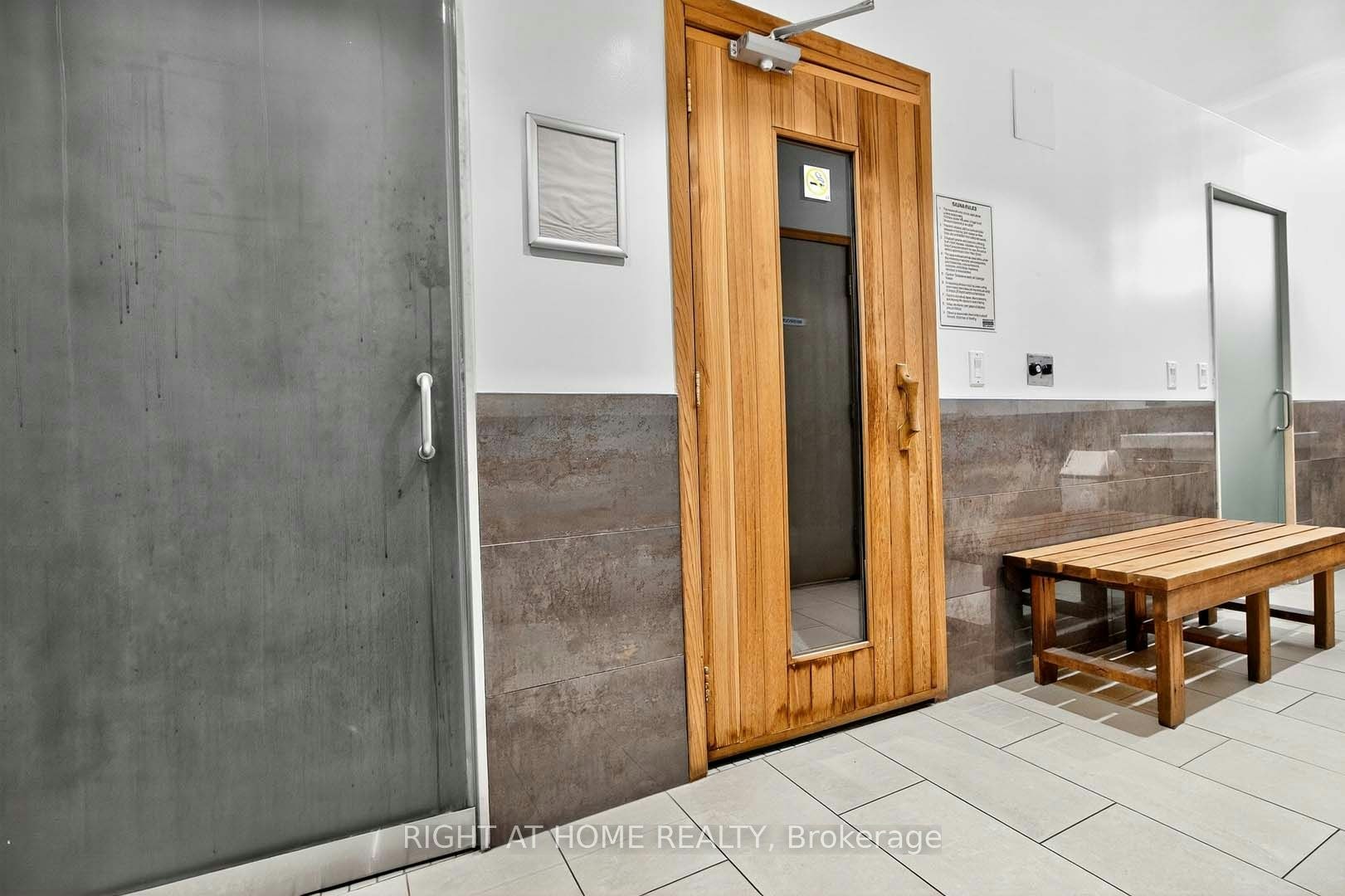 717-220 Burnhamthorpe Road W, Mississauga, ON, L5B 4N4 - 13