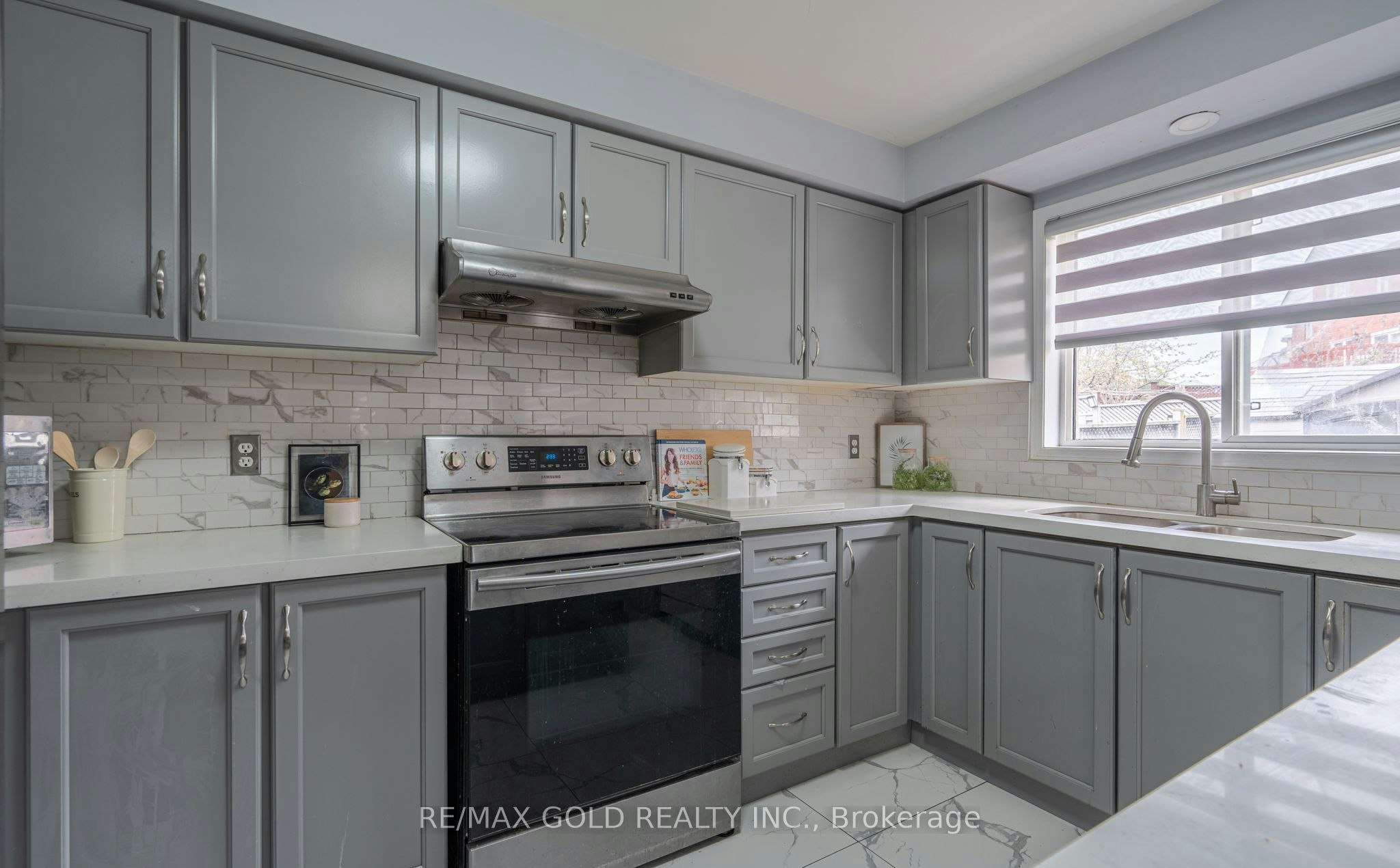 104 Sunny Meadow Boulevard, Brampton, ON, L6R 2C5
