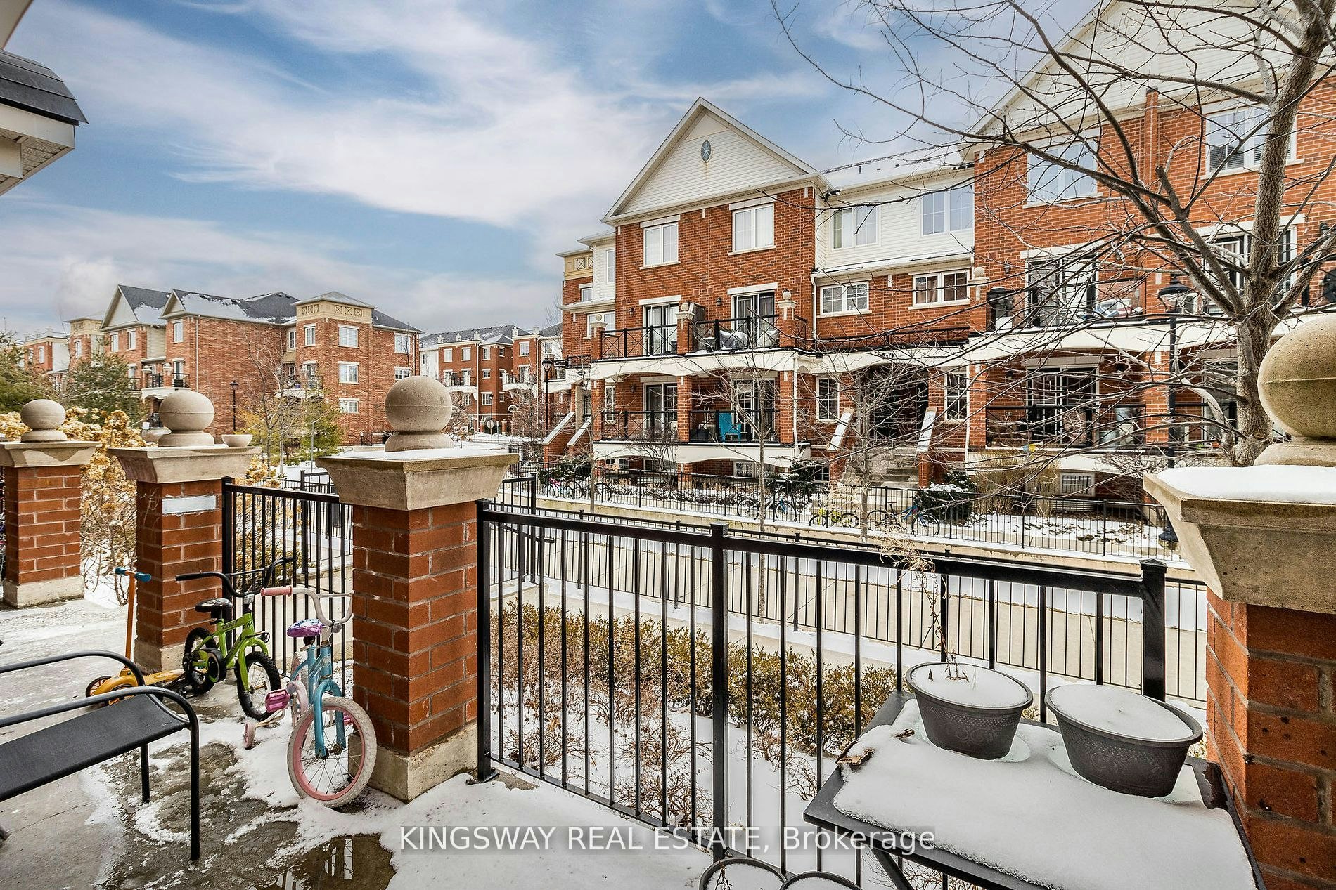 32-2480 Post Road, Oakville, ON, L6H 0G6