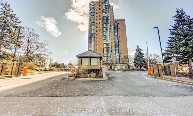 1509-1360 Rathburn Road E