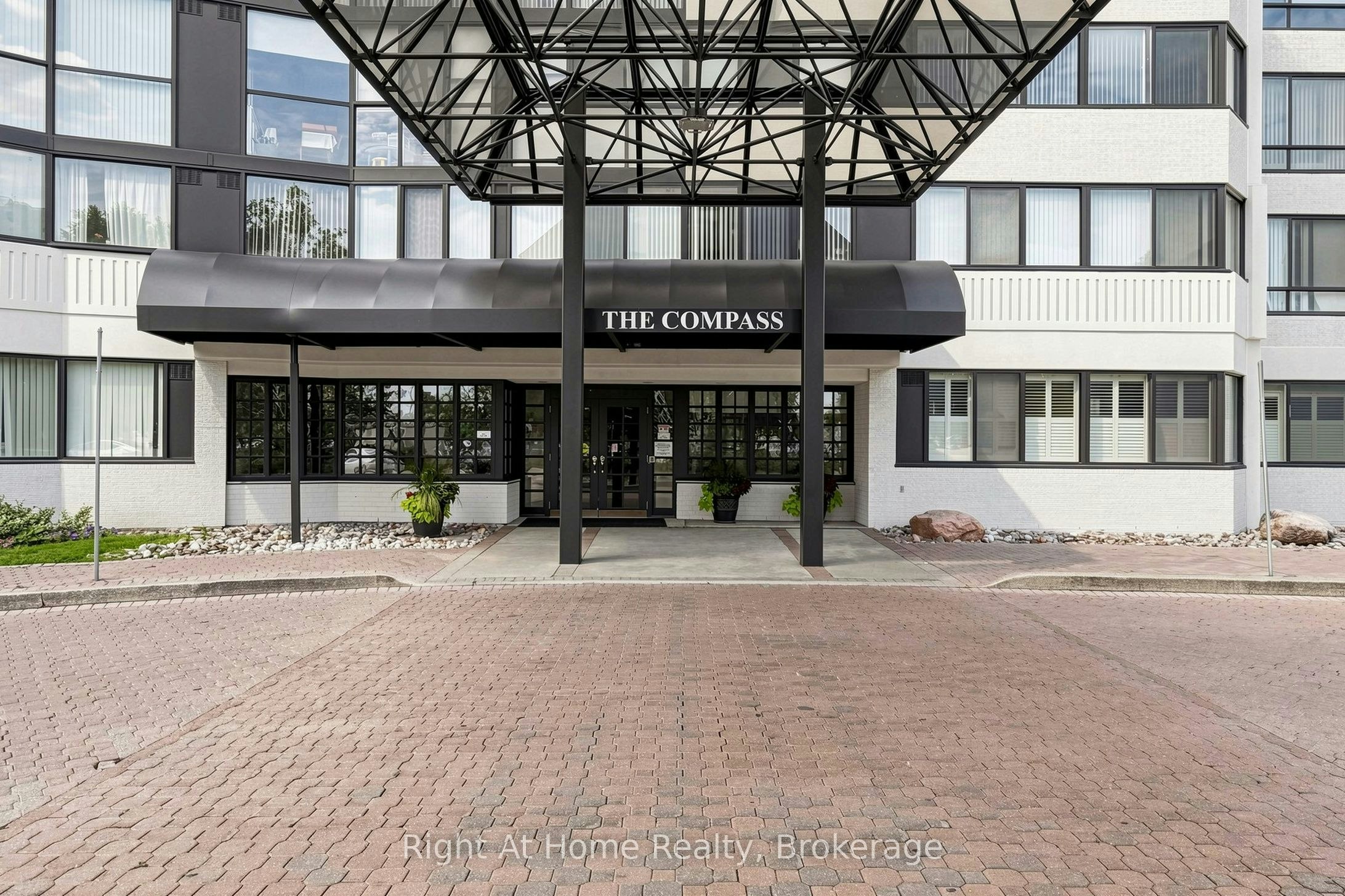 1509-1360 Rathburn Road E, Mississauga, ON, L4W 4H4 - 6